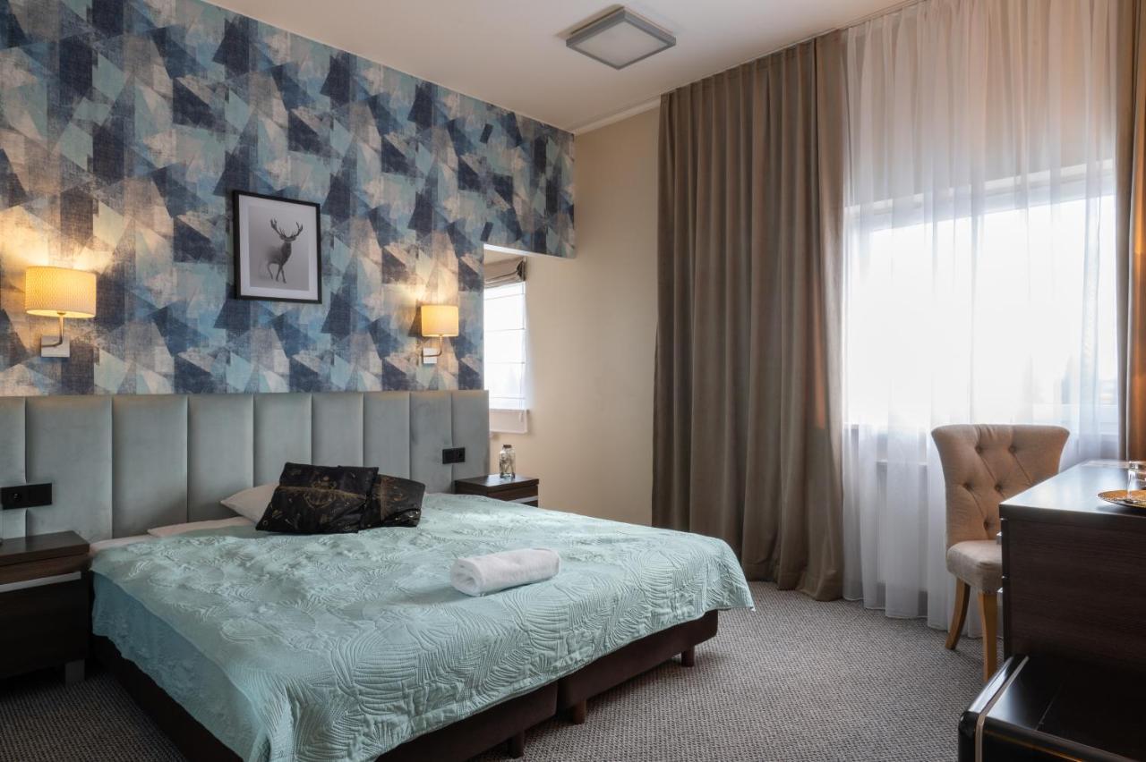 Zloty Staw Bed & Breakfast Borkowo  Bagian luar foto
