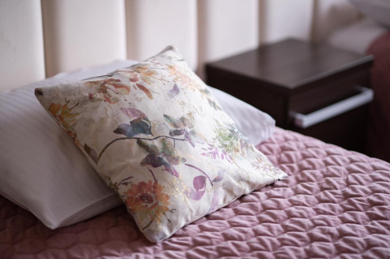 Zloty Staw Bed & Breakfast Borkowo  Bagian luar foto