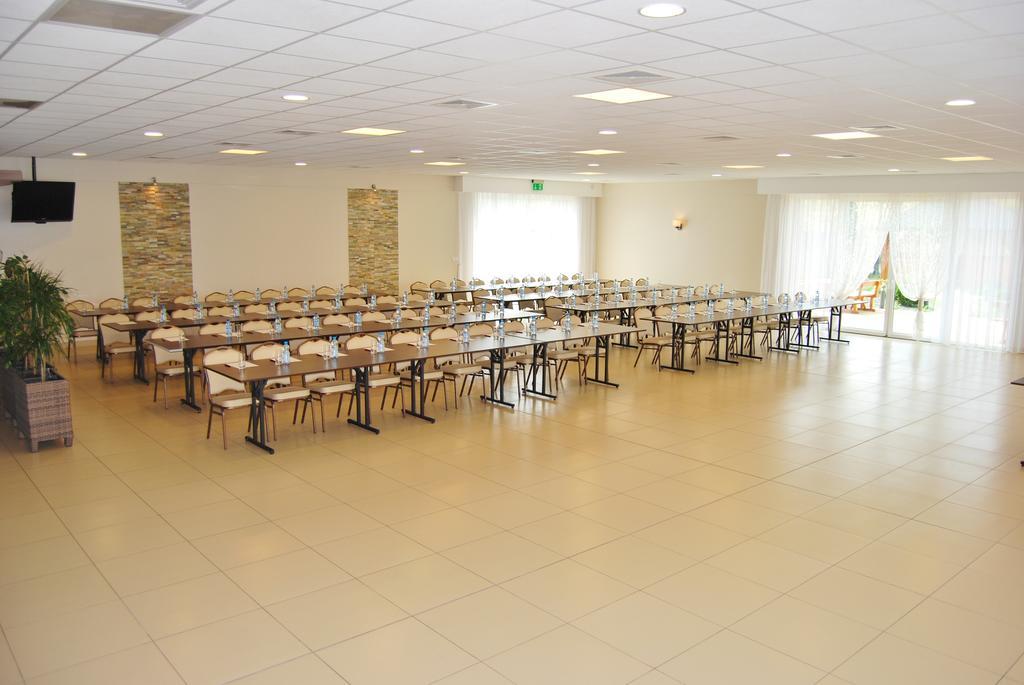 Zloty Staw Bed & Breakfast Borkowo  Bagian luar foto